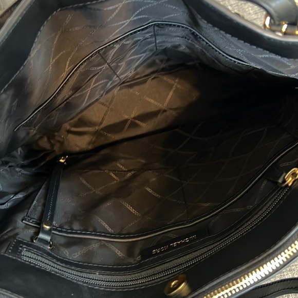 Michael Kors Limited Edition Megan Large Mixed-Media Leather Tote Bag - Picture 6 of 12